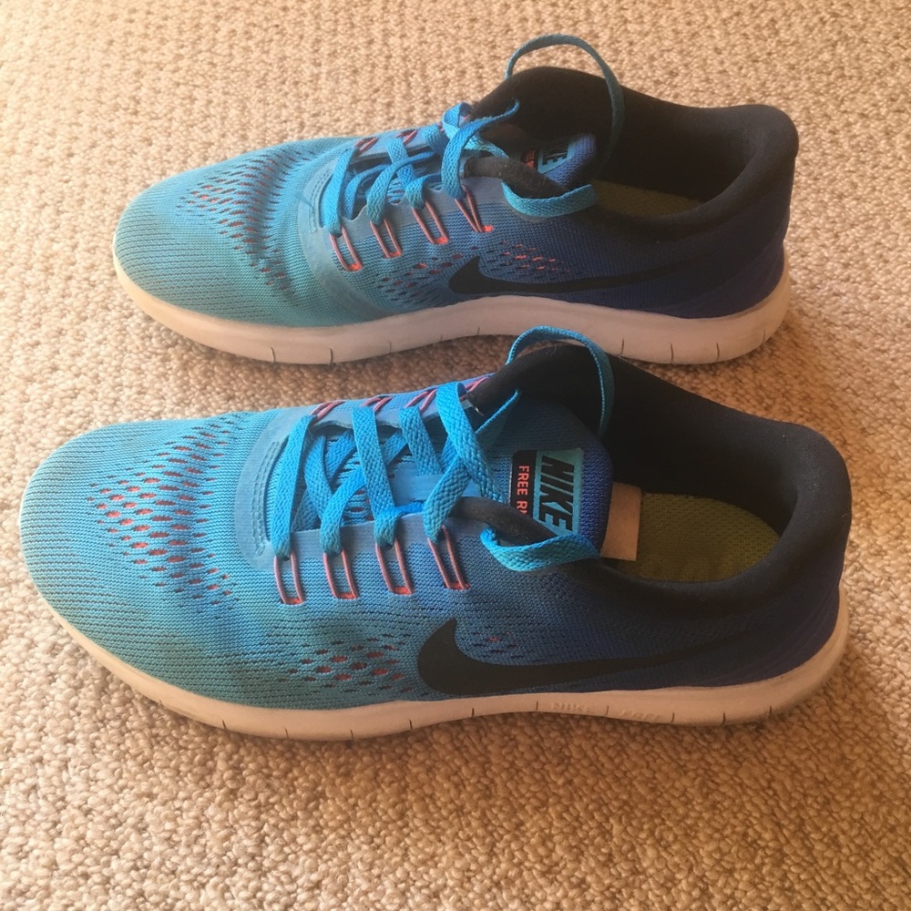 Nike running shoes - Picture 4 of 7
